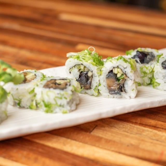 Nasu Maki.